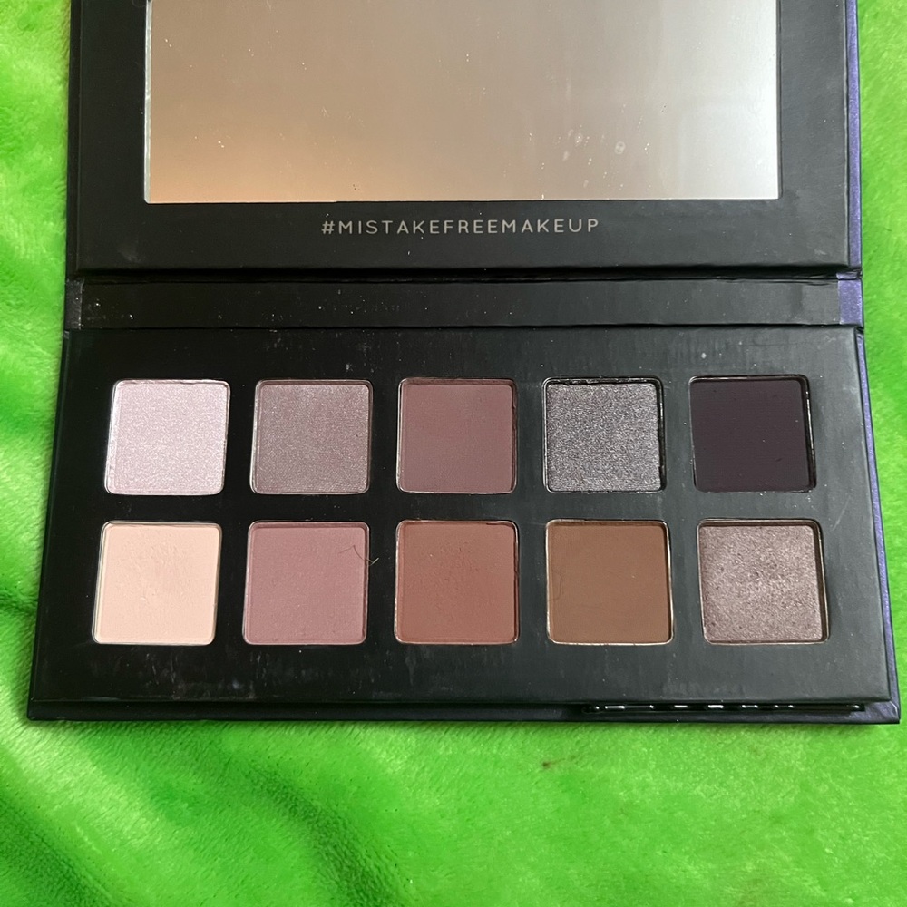 Fiona Stiles Eyeshadow Palette
